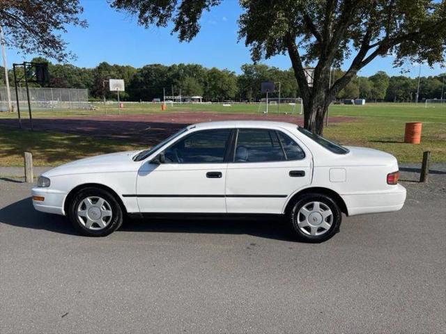 1992 Toyota Camry Deluxe V6