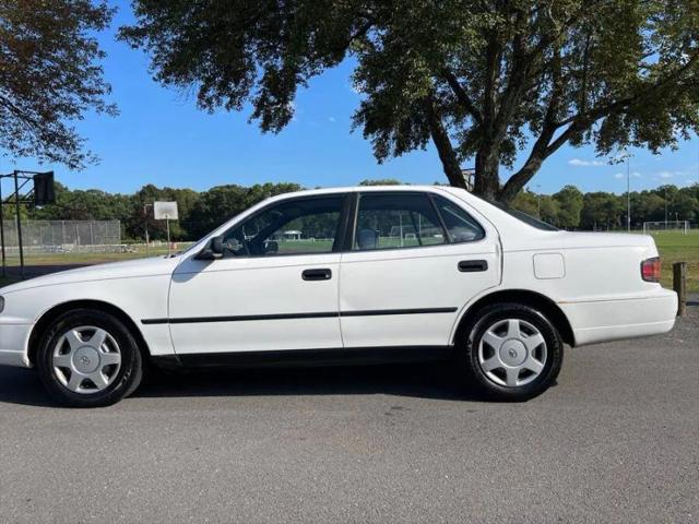 1992 Toyota Camry Deluxe V6