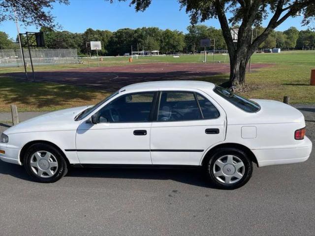 1992 Toyota Camry Deluxe V6