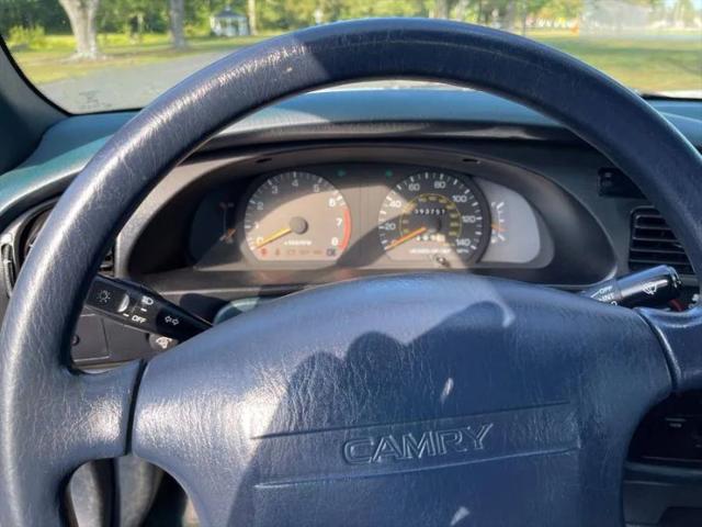 1992 Toyota Camry Deluxe V6