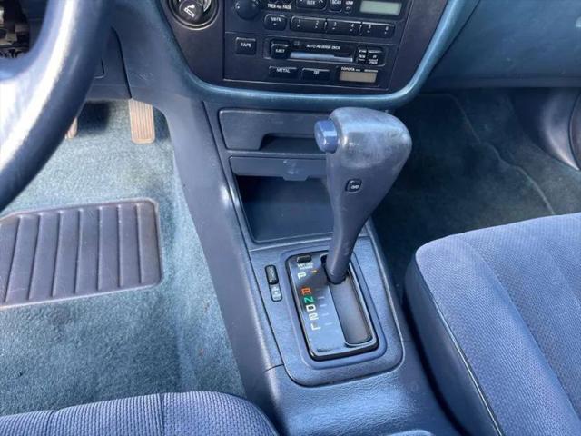 1992 Toyota Camry Deluxe V6