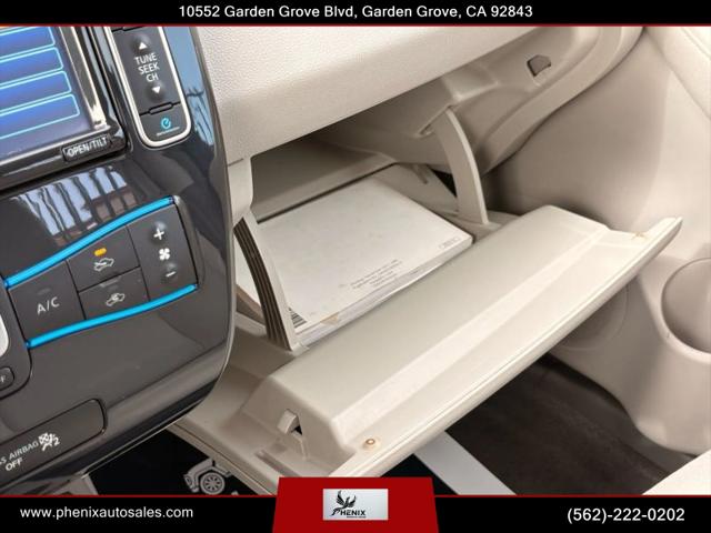 2012 Nissan LEAF SV