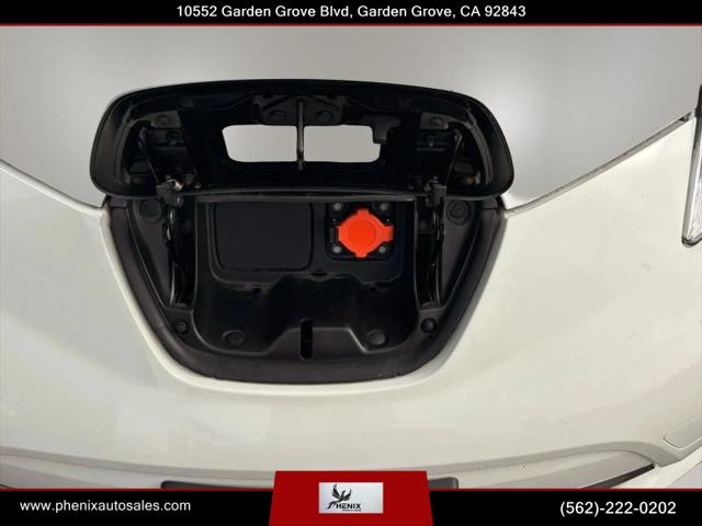 2012 Nissan LEAF SV