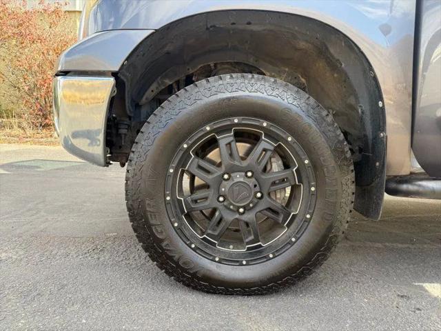 2012 Toyota Tundra Grade 5.7L V8