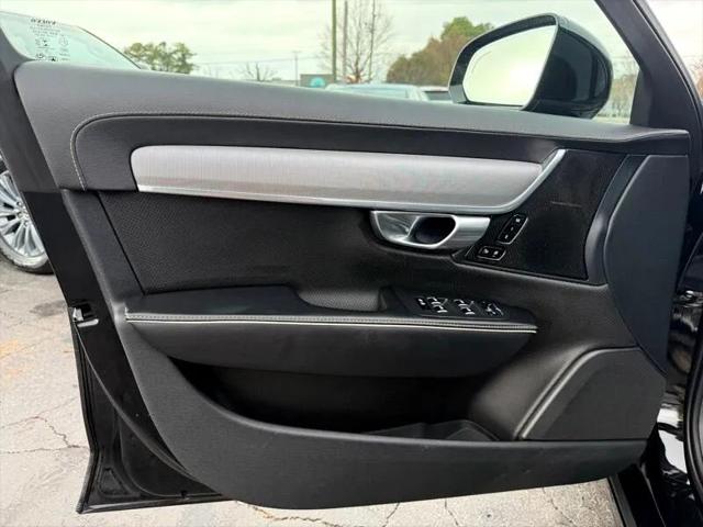 2020 Volvo S90 T6 R-Design