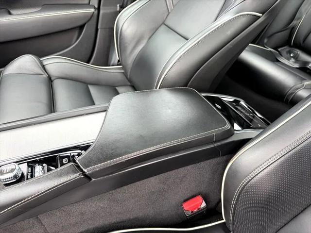 2020 Volvo S90 T6 R-Design