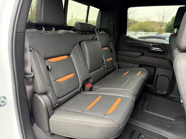 2022 GMC Sierra 1500 4WD Crew Cab Short Box AT4
