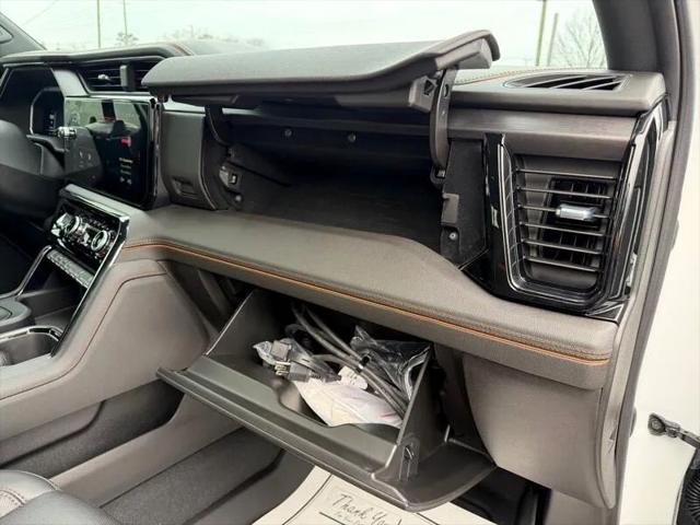 2022 GMC Sierra 1500 4WD Crew Cab Short Box AT4