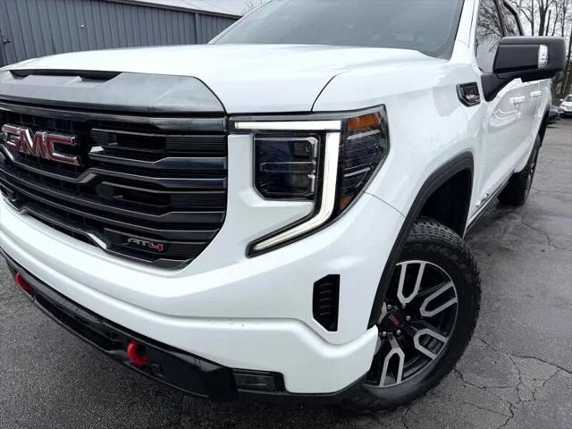 2022 GMC Sierra 1500 4WD Crew Cab Short Box AT4