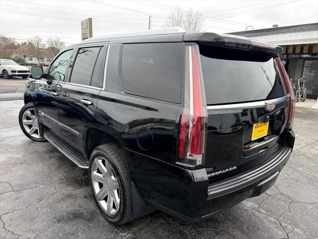 2017 Cadillac Escalade Luxury