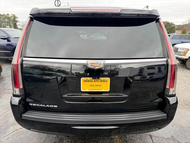 2017 Cadillac Escalade Luxury