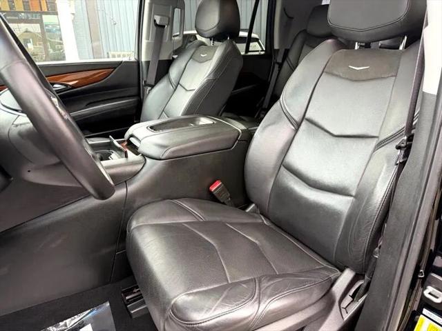 2017 Cadillac Escalade Luxury