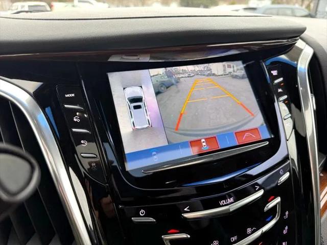 2017 Cadillac Escalade Luxury