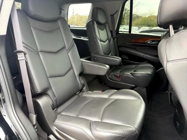 2017 Cadillac Escalade Luxury