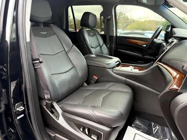 2017 Cadillac Escalade Luxury