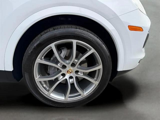 2020 Porsche Cayenne Base