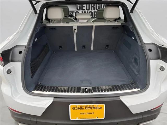 2020 Porsche Cayenne Base