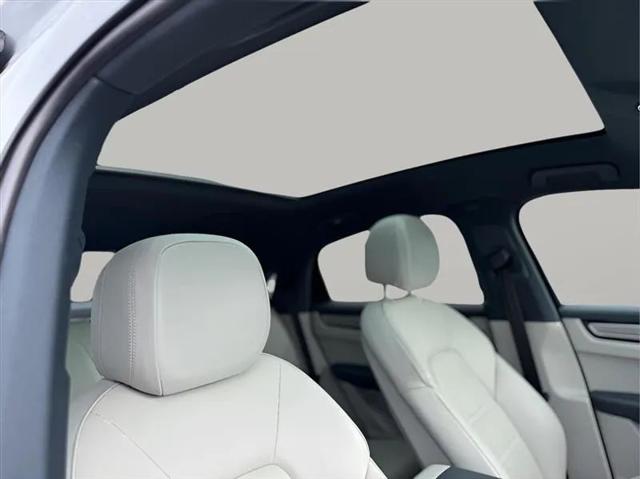 2020 Porsche Cayenne Base