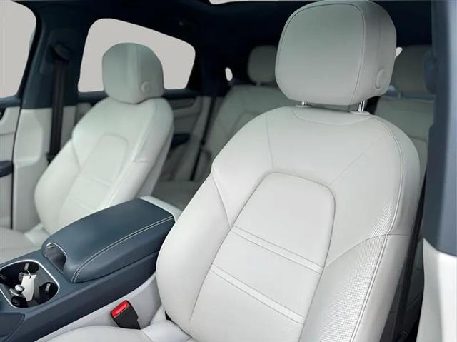 2020 Porsche Cayenne Base