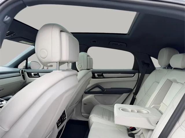 2020 Porsche Cayenne Base