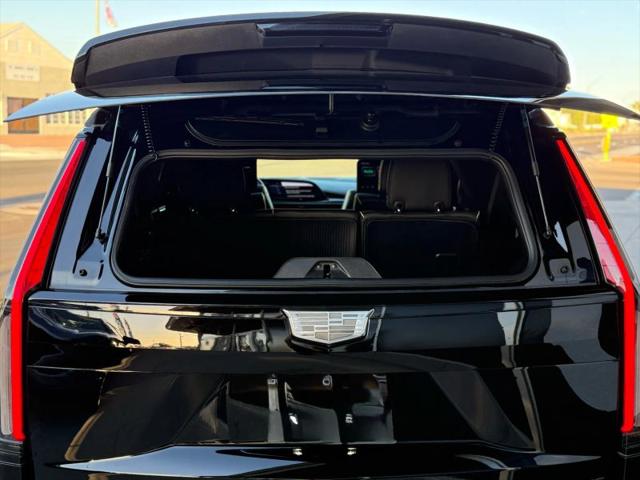 2023 Cadillac Escalade ESV 4WD Sport