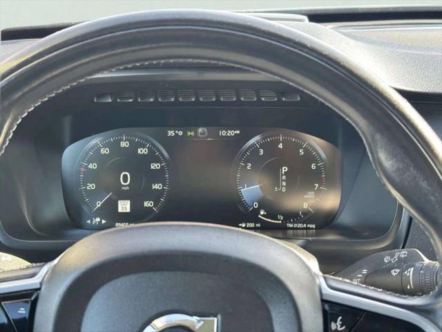 2019 Volvo XC90 T6 Momentum