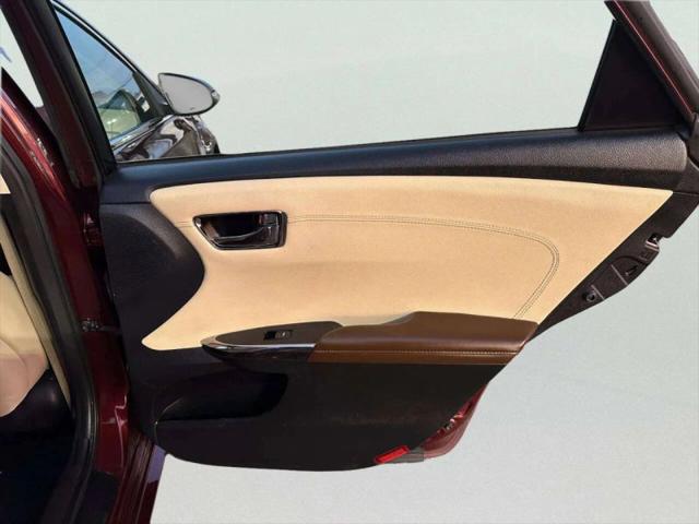 2017 Toyota Avalon XLE Plus