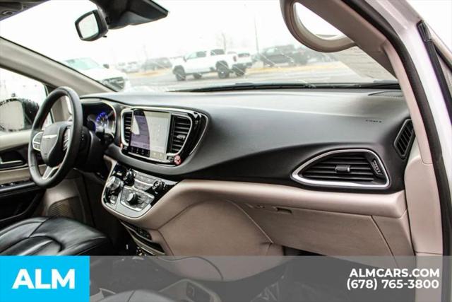 2023 Chrysler Pacifica Touring L