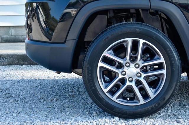 2018 Jeep Compass Latitude FWD