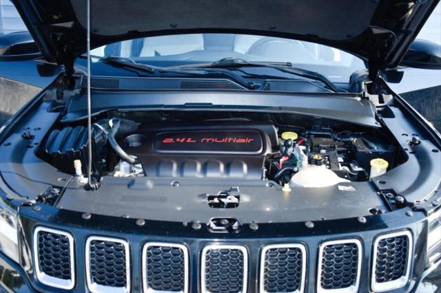 2018 Jeep Compass Latitude FWD