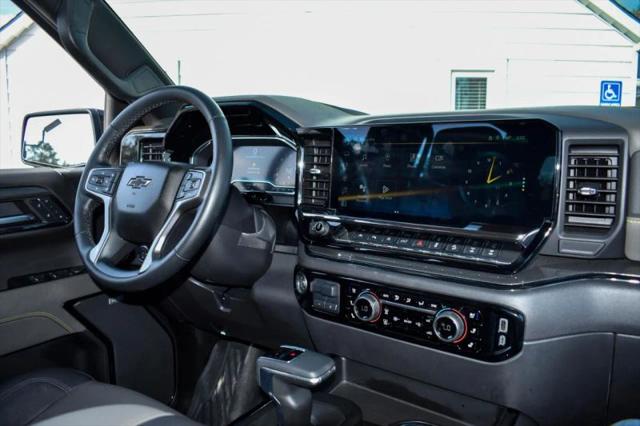 2023 Chevrolet Silverado 1500 4WD Crew Cab Short Bed ZR2