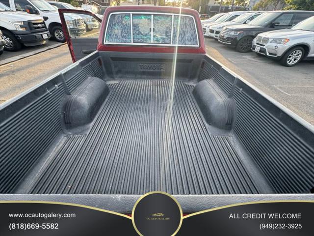 1993 Toyota 2WD Trucks Deluxe