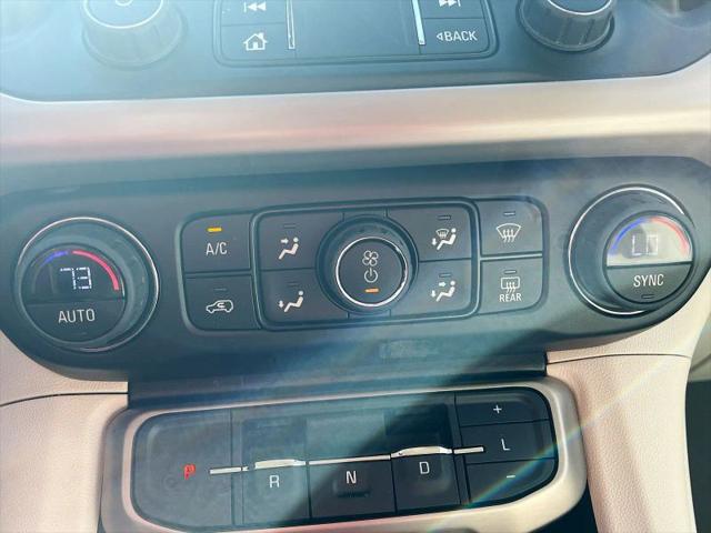 2023 GMC Acadia AWD Denali