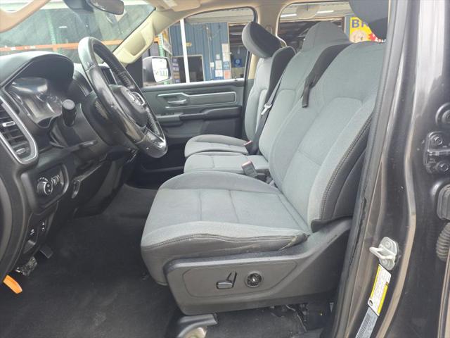 2019 Ram 1500 Big Horn/Lone Star Crew Cab 4x4 5'7" Box