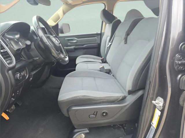 2019 Ram 1500 Big Horn/Lone Star Crew Cab 4x4 57 Box