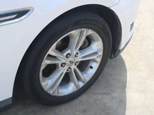 2013 Ford Taurus SEL