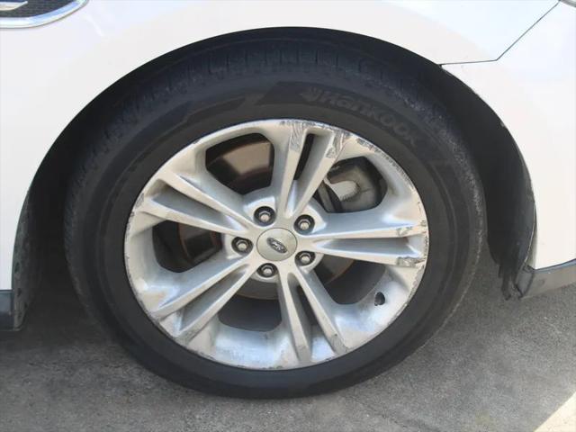 2013 Ford Taurus SEL