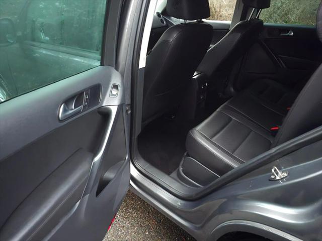 2015 Volkswagen Tiguan SE