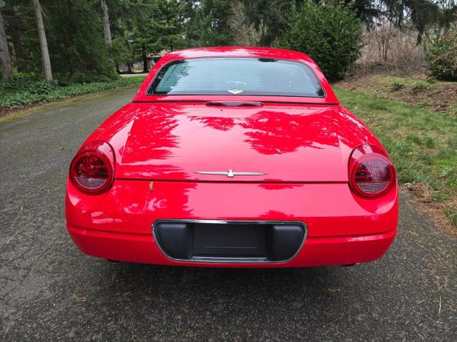 2002 Ford Thunderbird Base