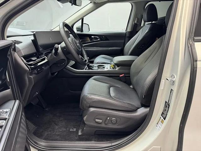 2025 Kia Carnival MPV SX Prestige