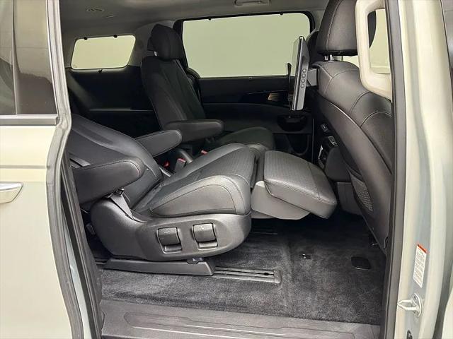 2025 Kia Carnival MPV SX Prestige