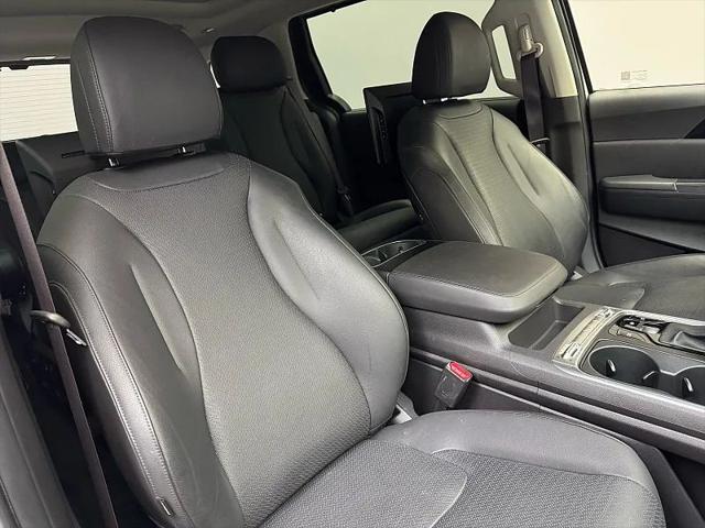 2025 Kia Carnival MPV SX Prestige