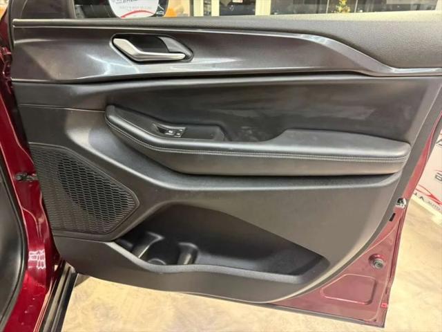 2023 Jeep Grand Cherokee L Altitude 4x4
