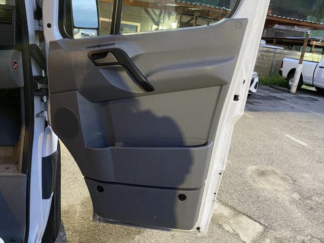 2012 Mercedes-Benz Sprinter 2500 Normal Roof