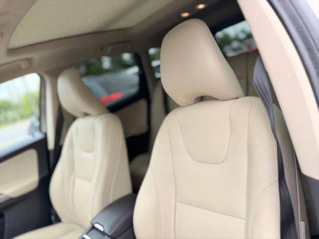 2016 Volvo XC60 T5 Drive-E Platinum