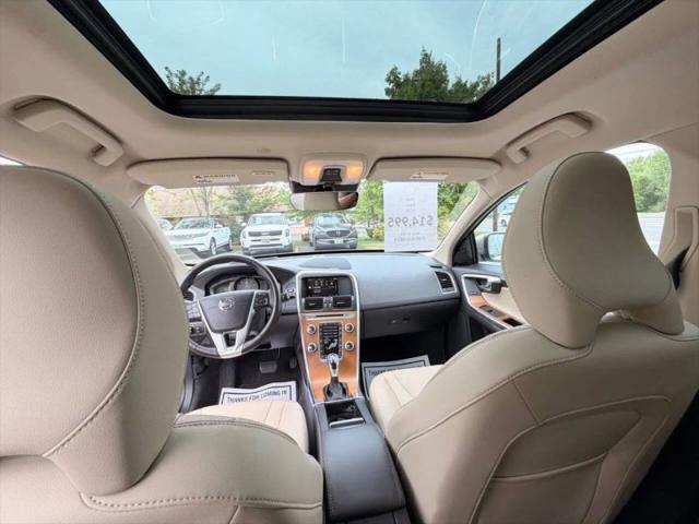 2016 Volvo XC60 T5 Drive-E Platinum