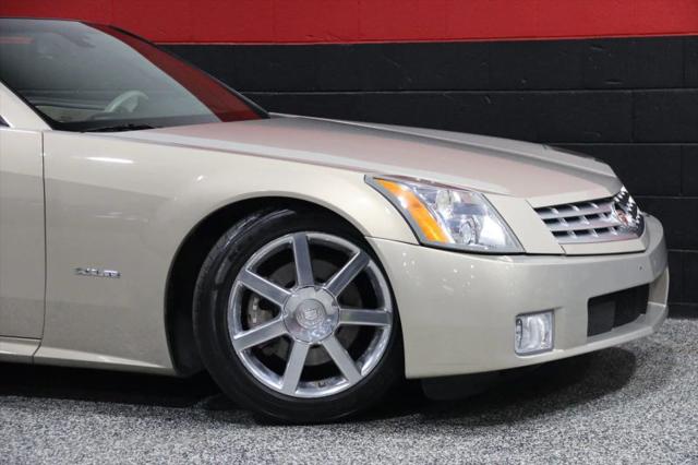 2006 Cadillac XLR Standard