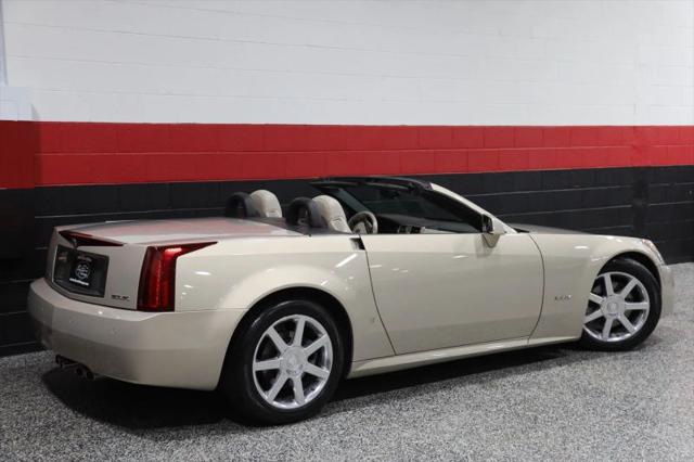 2006 Cadillac XLR Standard