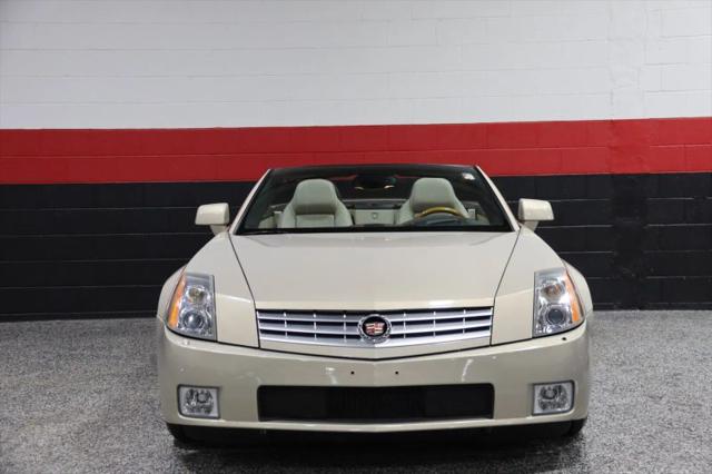 2006 Cadillac XLR Standard