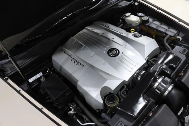 2006 Cadillac XLR Standard